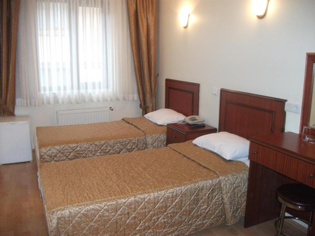 Otel Emos